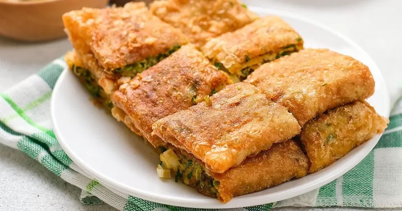 Martabak Manis & Telur: Rasa yang Menggigit Jiwa di Paimanan